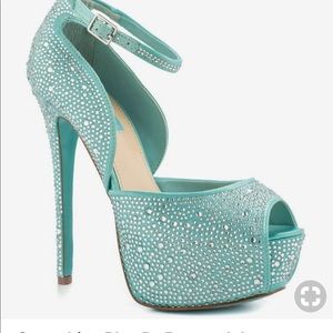Tiffany blue Betsy’s Johnson pumps